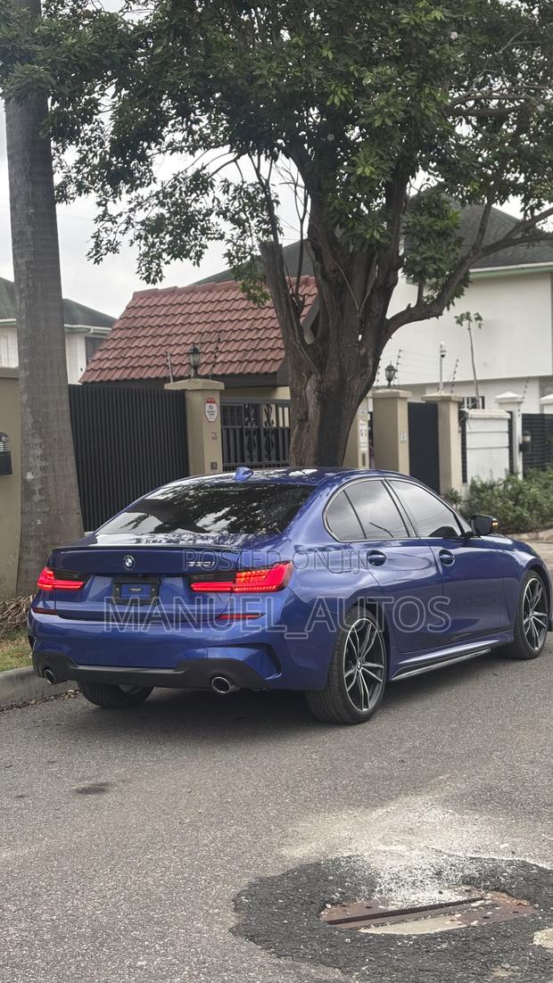 BMW 3 Series 330i RWD 2021 Blue