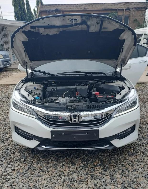 Honda Accord 2017 White
