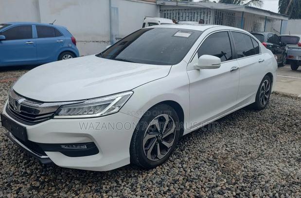 Honda Accord 2017 White