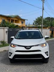 Toyota RAV4 2018 White for sale