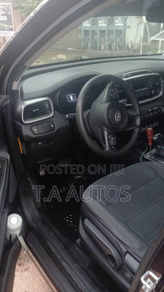 Kia Sorento 4dr SUV 2016 Brown