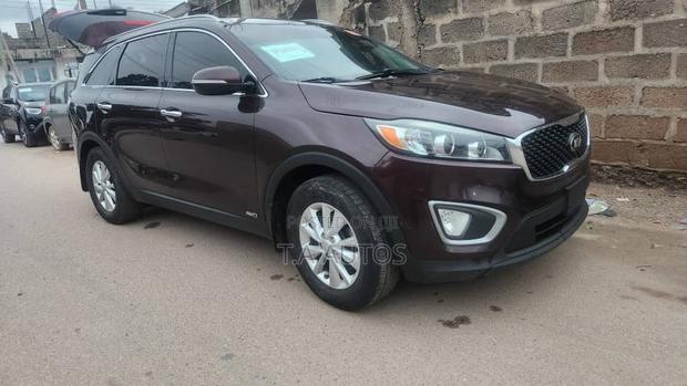 Kia Sorento 4dr SUV 2016 Brown