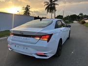 Hyundai Elantra Limited 2022 White for sale