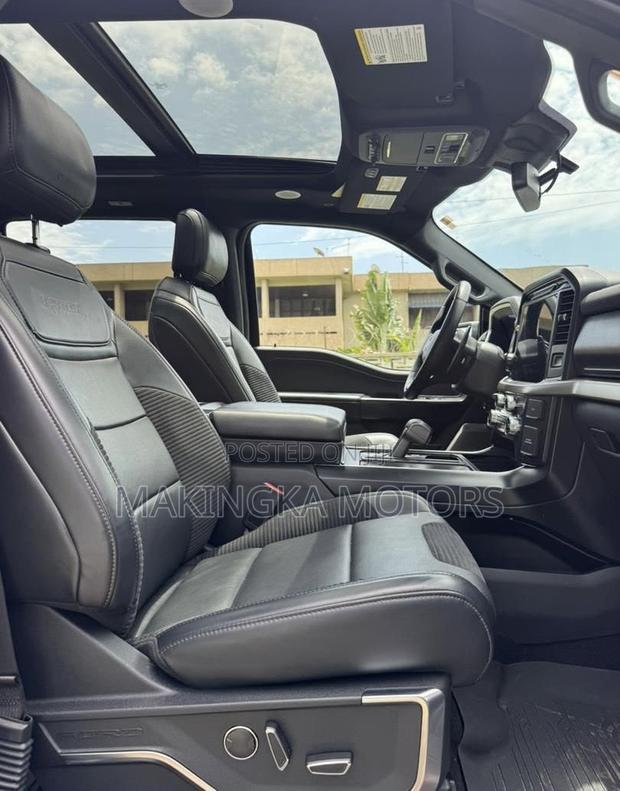Ford F-150 Raptor 2021 Black