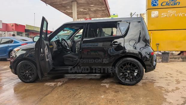 Kia Soul Base Hatchback 2016 Black