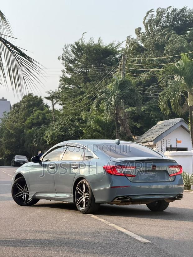 Honda Accord Touring 2.0T 2022