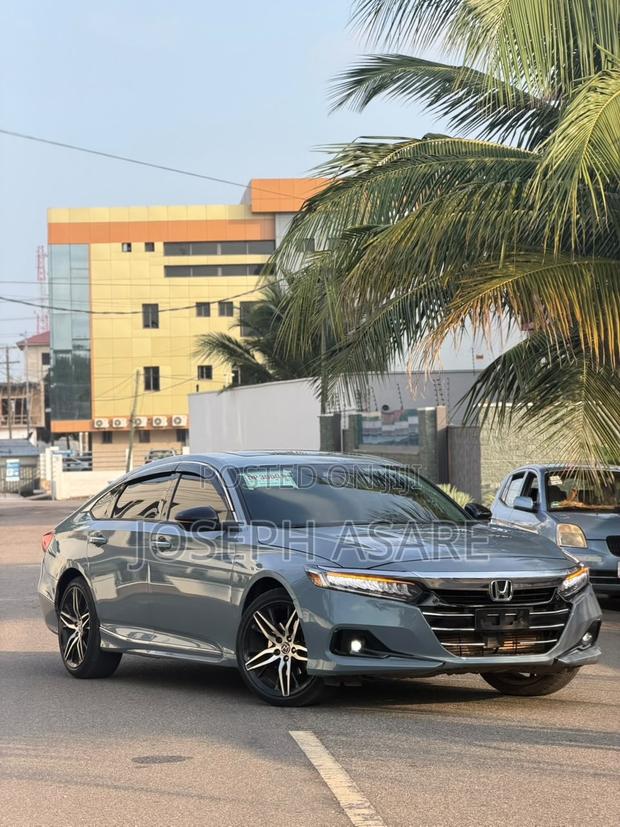 Honda Accord Touring 2.0T 2022