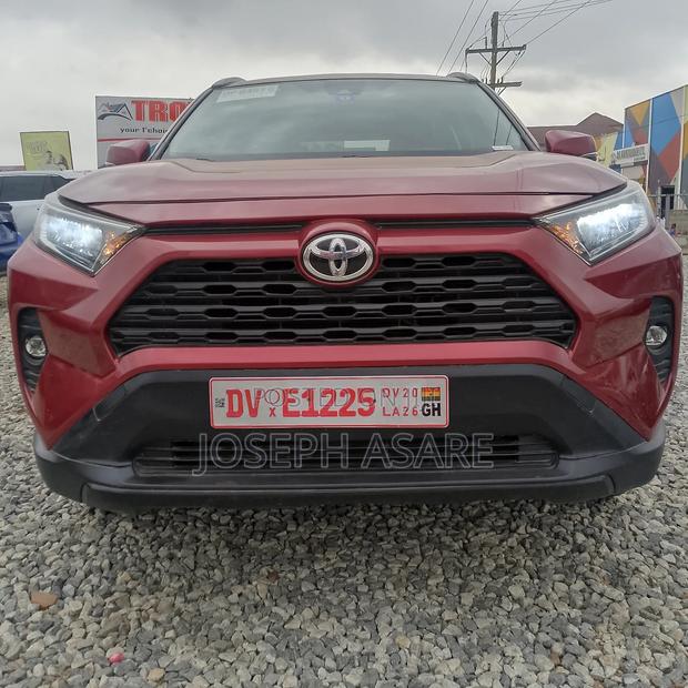 Toyota RAV4 2020 Red