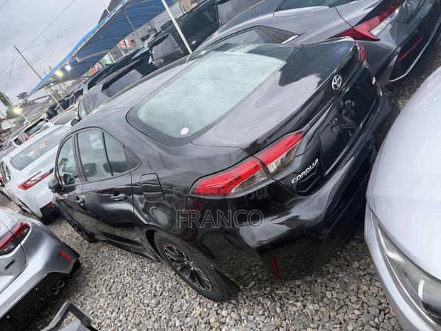 Toyota Corolla LE 2020 Black