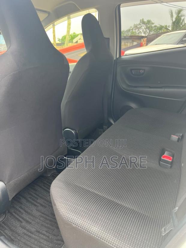 Toyota Vitz 2015 White