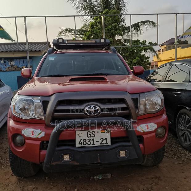 Toyota Tacoma 2015 Red