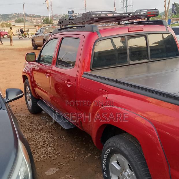 Toyota Tacoma 2015 Red