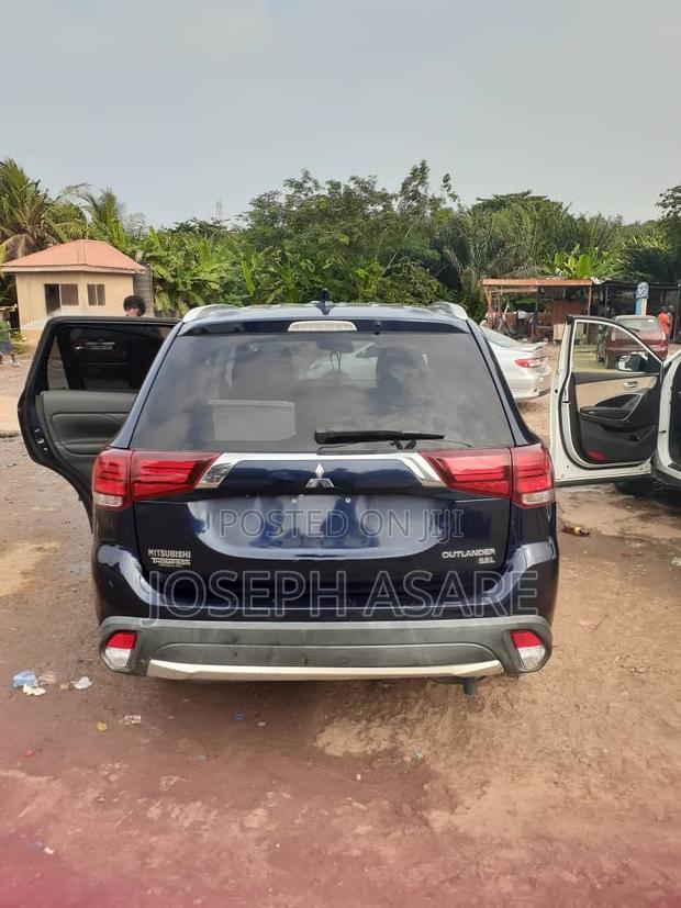 Mitsubishi Outlander 2018