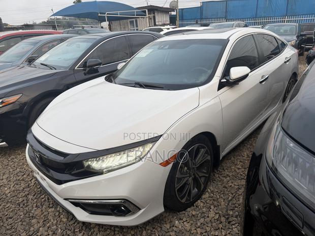 Honda Civic Touring Sedan 2019 White