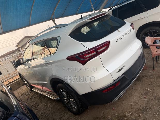 Jetour X70 1.5 7-Seater FWD 2020 White
