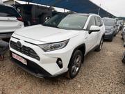 Toyota RAV4 XLE 2022 White for sale