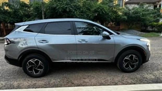 Kia Sportage LX 2023 Silver