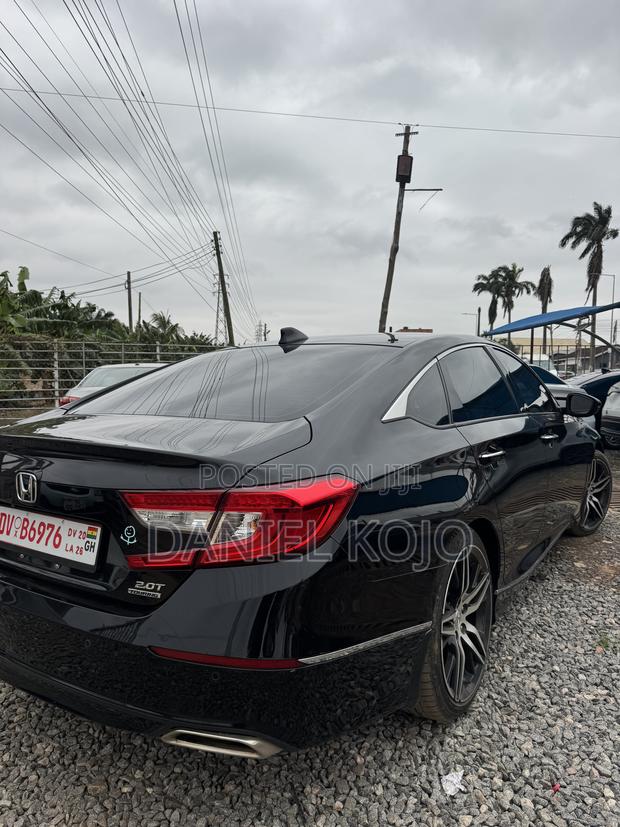 Honda Accord Touring 2.0T 2022 Black