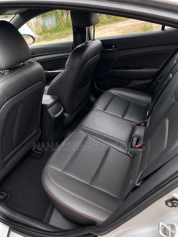 Hyundai Elantra 2018 Gray