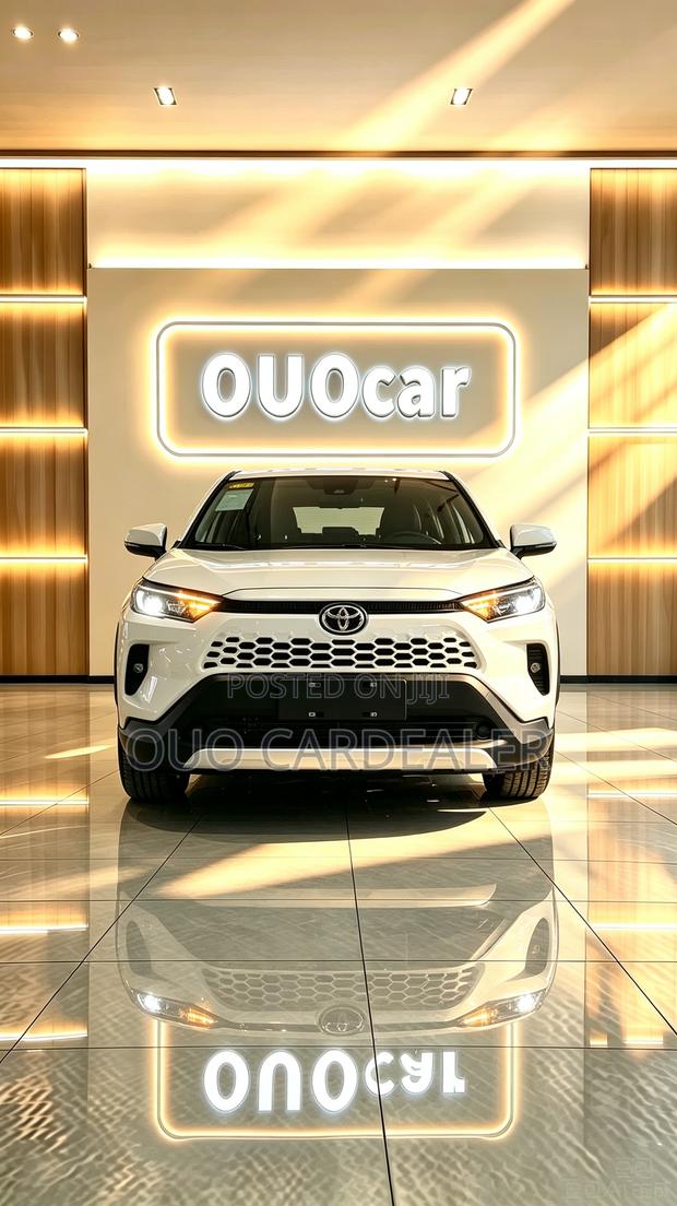 Toyota Corolla Cross 2025 White