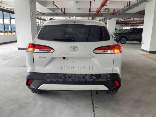 Toyota Corolla Cross 2023 White