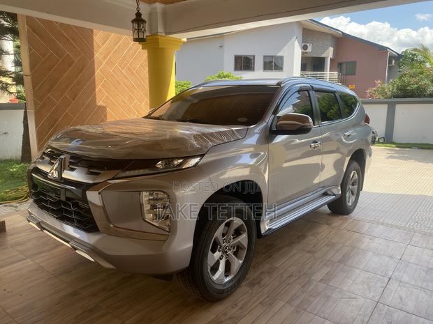 New Mitsubishi Montero Sport 2025 Silver