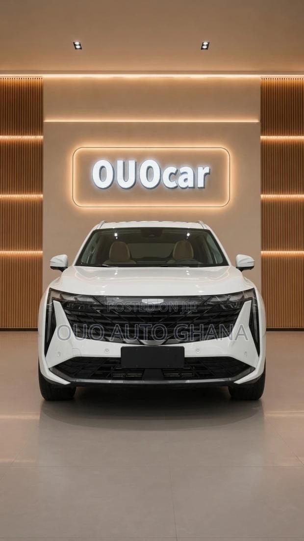 Geely Boyue 2023 White