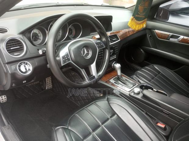 Mercedes-Benz C300 2012 White