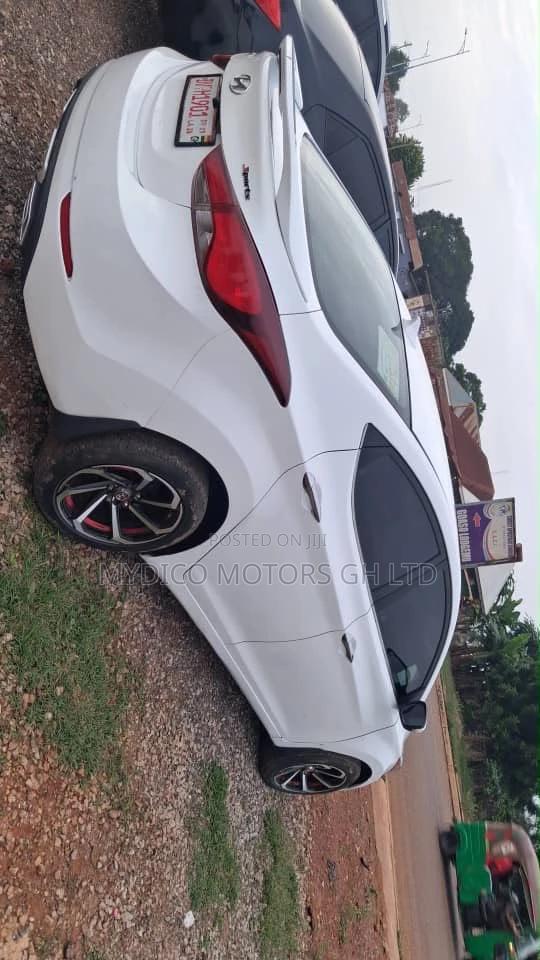 Hyundai Elantra SE 4dr Sedan (1.8L 4cyl 6A) 2014 White