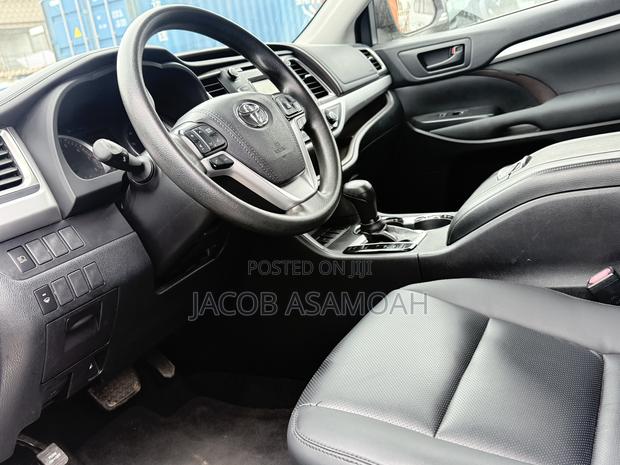 Toyota Highlander 2019 White