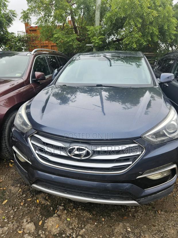 Hyundai Santa Fe 2016 Gray