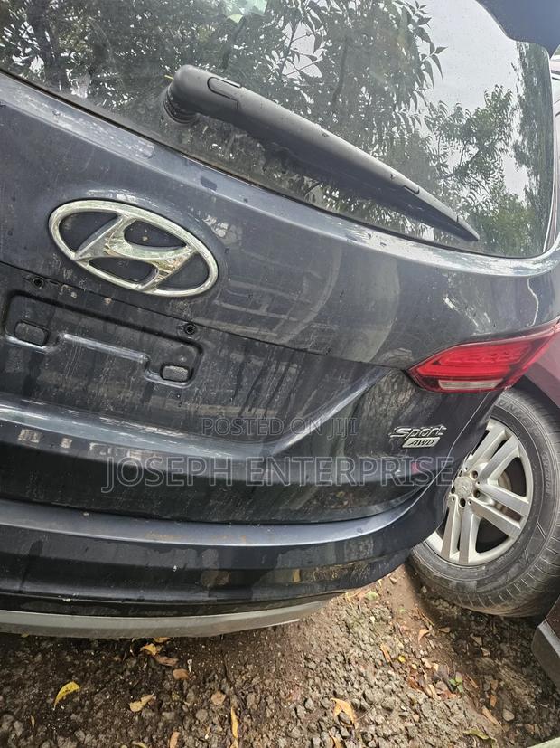 Hyundai Santa Fe 2016 Gray