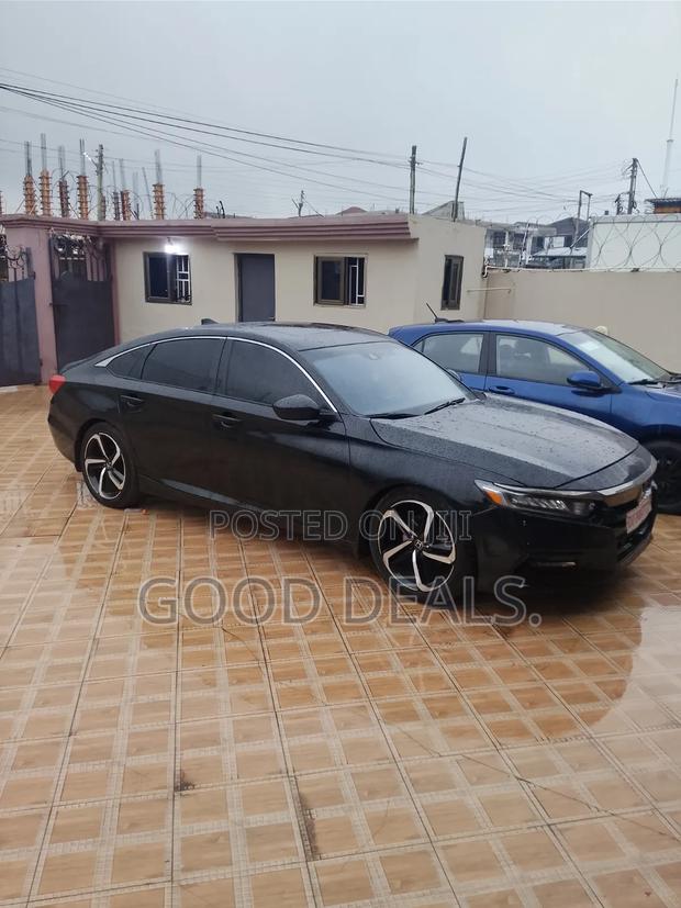 Honda Accord Sport 2.0T 2018 Black