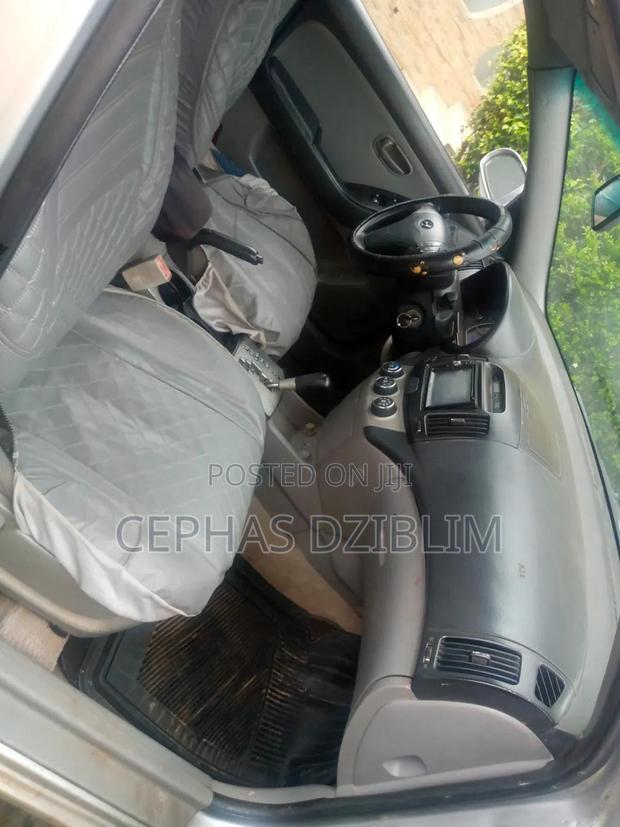 Hyundai Elantra 2.0 GLS Automatic 2006 Silver