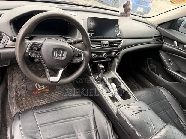 Honda Accord LX 2018 Black