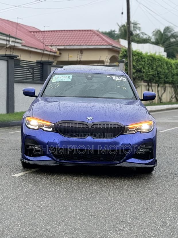 BMW 3 Series 330i RWD 2021 Blue