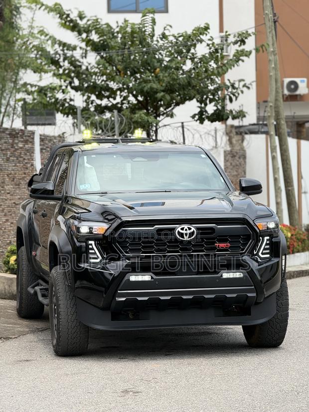 Toyota Tacoma TRD Off-Road Double Cab 4WD 5.0 ft. SB (Automatic) 2025