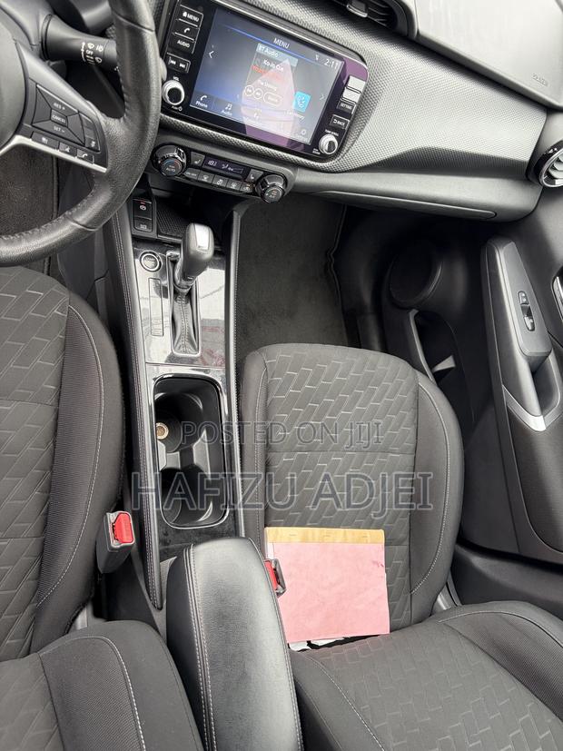 Nissan Kicks SV 2023 Blue