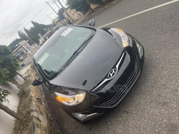 Hyundai Elantra Limited Sedan FWD (1.8L 4cyl 6A) 2016 Black