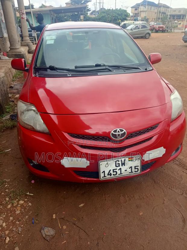 Toyota Yaris 2008 Red