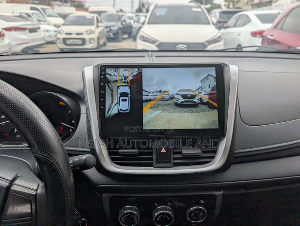 Toyota Yaris 2022 White