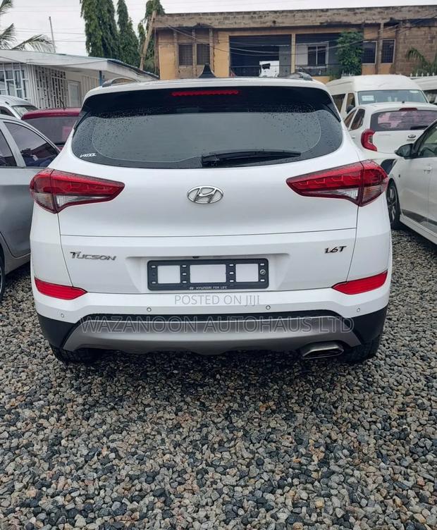 Hyundai Tucson 2017 White