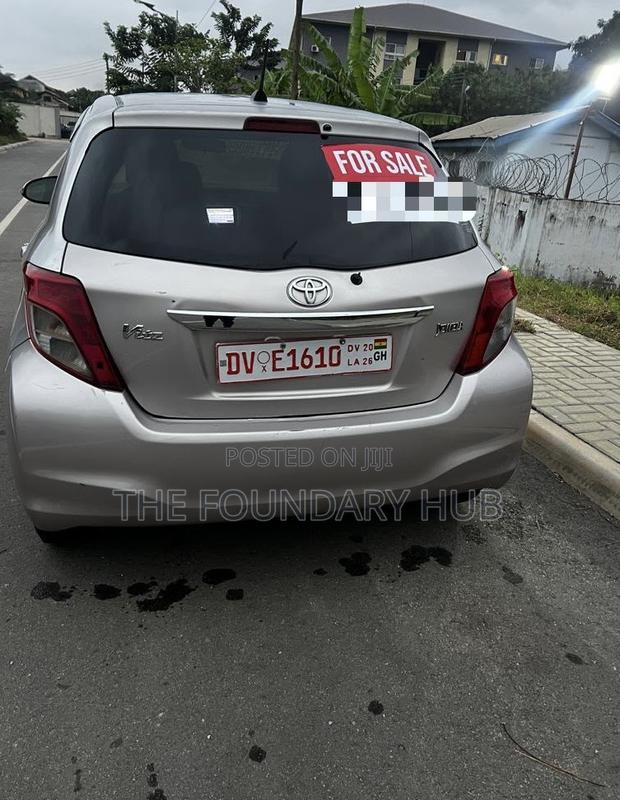 Toyota Vitz 1.3 AWD 3dr 2012 Silver