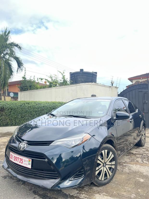 Toyota Corolla LE 4dr Sedan (1.8L 4cyl CVT) 2017 Black