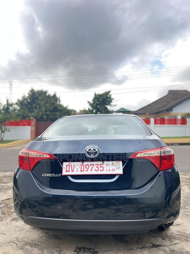 Toyota Corolla LE 4dr Sedan (1.8L 4cyl CVT) 2017 Black