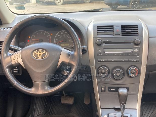 Toyota Corolla S 4dr Sedan (1.8L 4cyl 4A) 2010 Gray