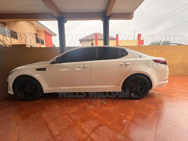 Kia Optima 2012 White