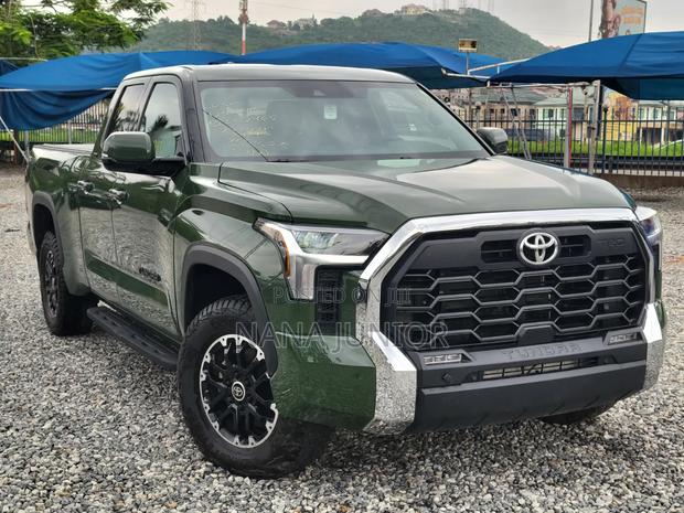 Toyota Tundra 2022 Green