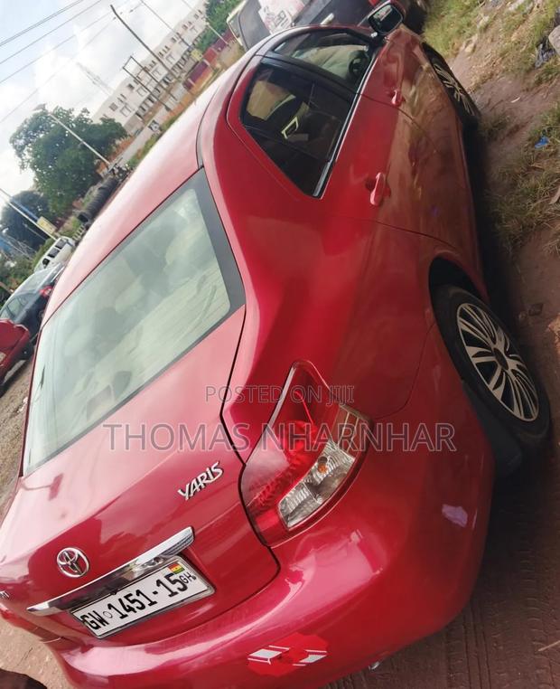 Toyota Yaris 2010 Red