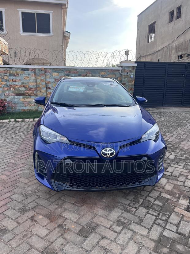 Toyota Corolla 2019 Blue